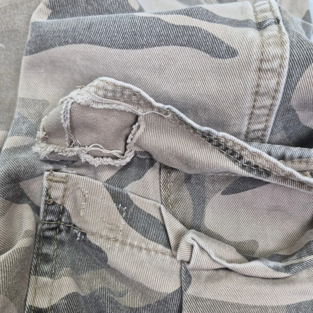 Wrangler Authentic Issue Mens 36x30 Desert Camo Cargo Pants 70LEWCG Cotton